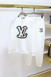 Picture of LV Sweater Suits _SKULVM-5XLkdtn17840973